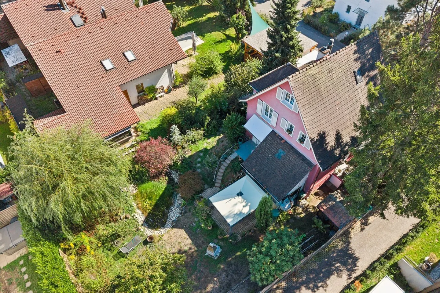 Charming Single Family Home - Photo 5 of 6