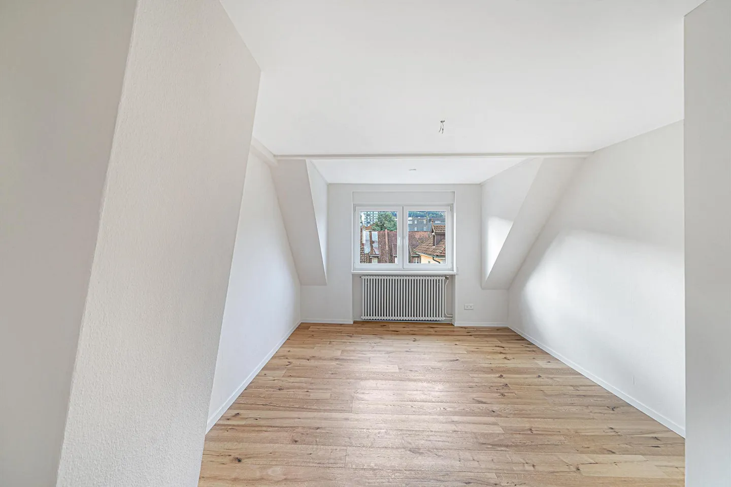 Charmant appartement - Photo 3 sur 8
