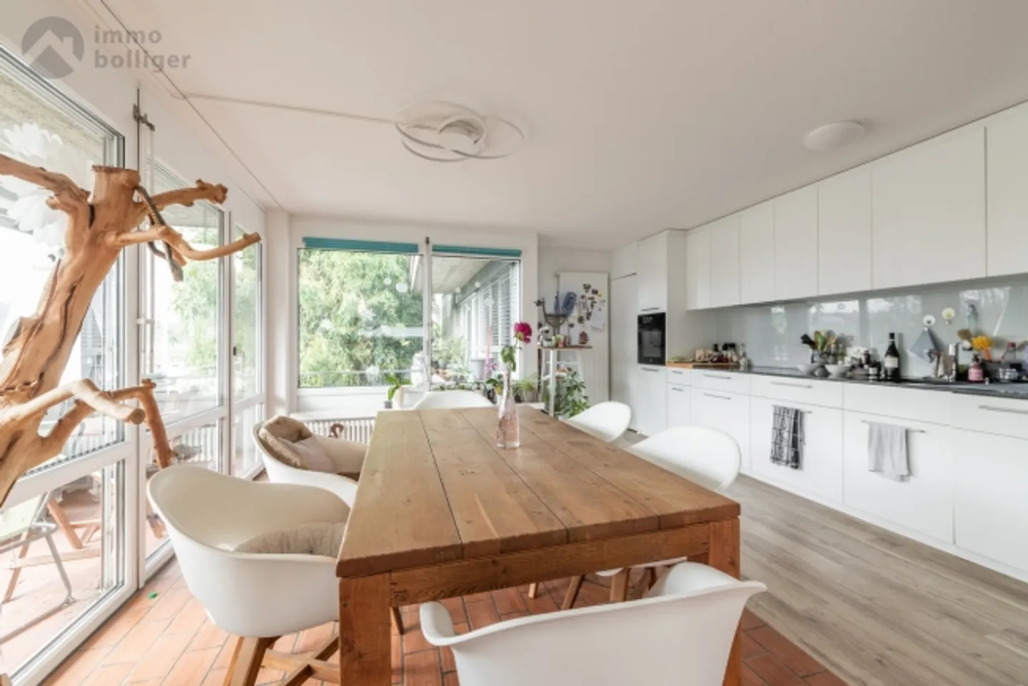 Oasis of tranquility with a wide view and close to recreational areas - Photo 1 of 8