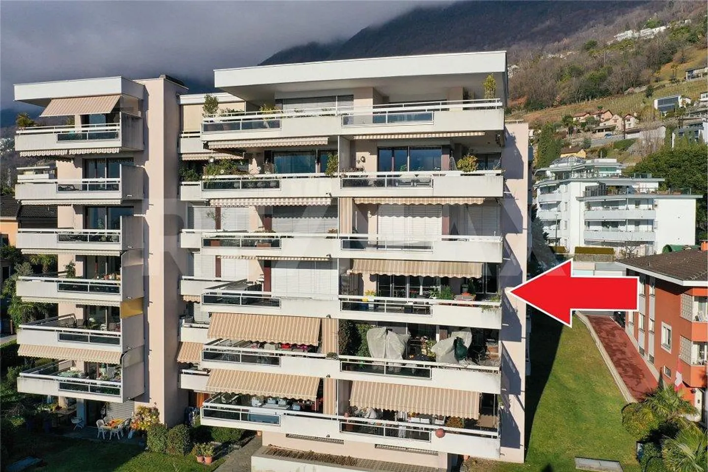 Appartement charmant avec vue sur le lac - Photo 1 sur 13