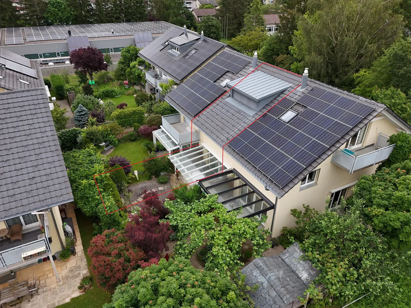 Casa a schiera in una posizione tranquilla - Foto 1 di 11