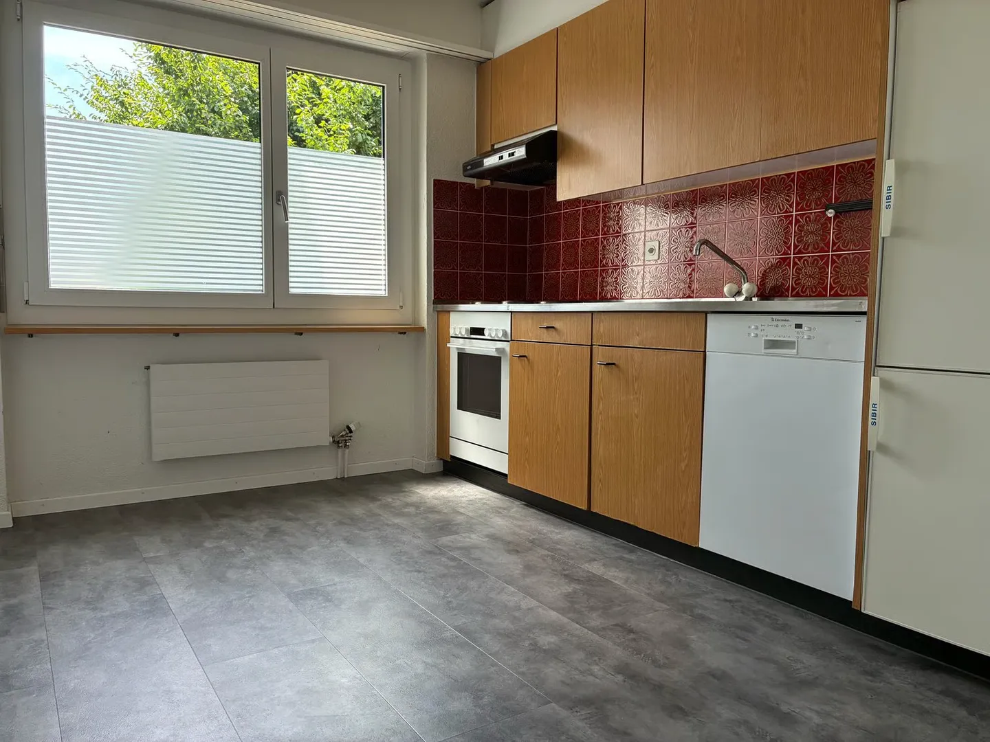 Gemütliche Wohnung mit Balkon - Foto 2 von 8