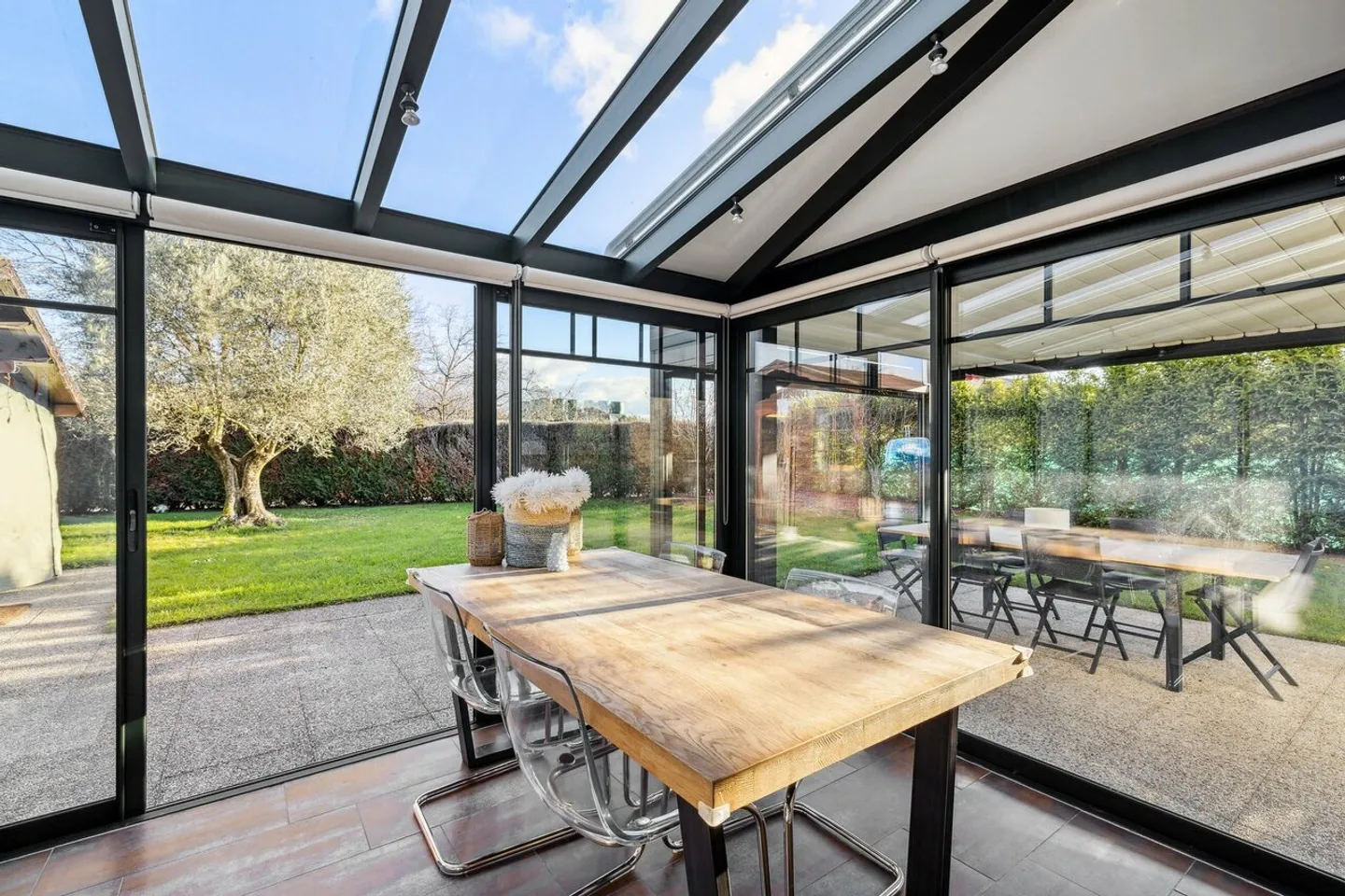 Charmant duplex de 6 pièces  avec jardin privatif - Photo 3 sur 12