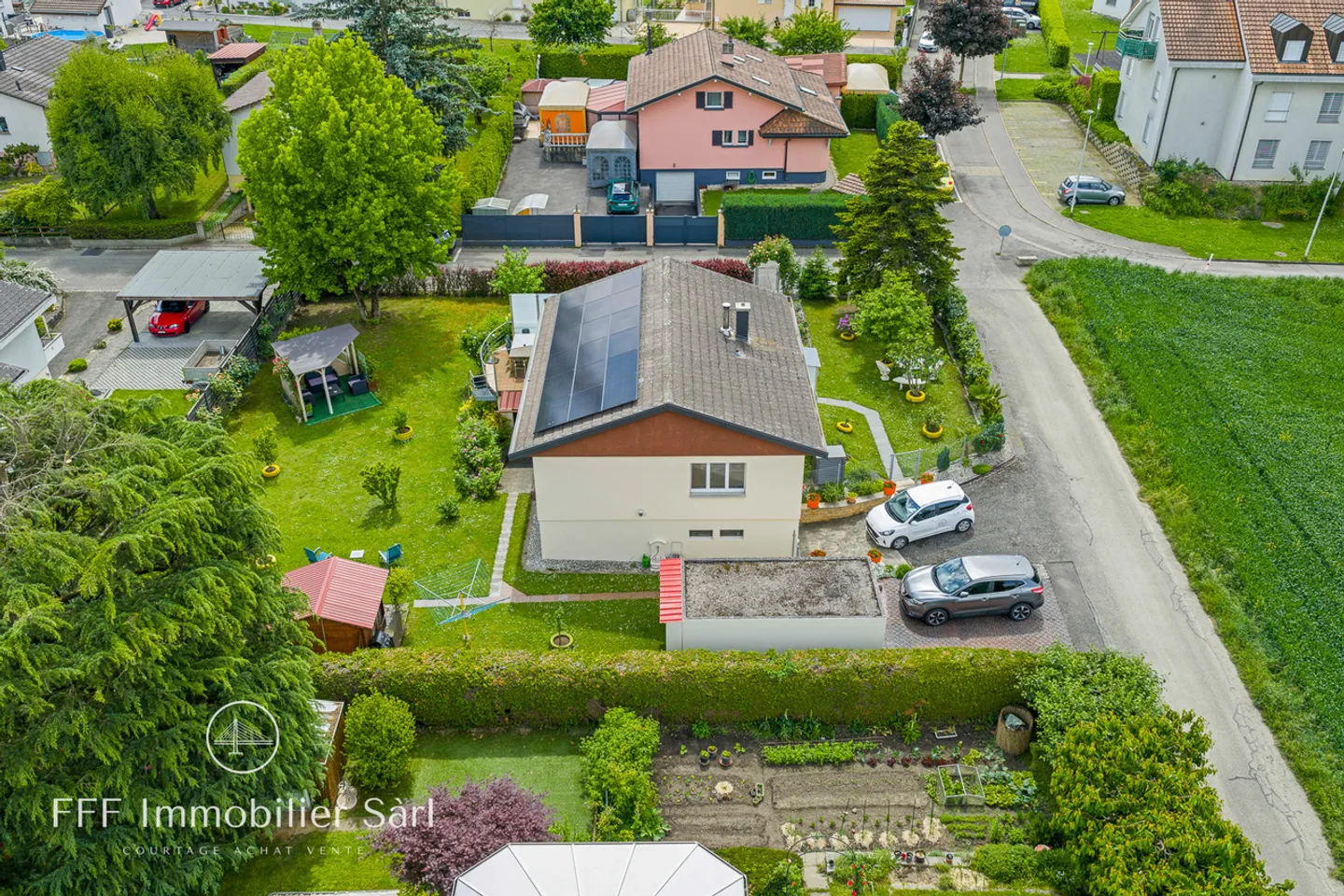 Bella casa familiare di 5 stanze - Foto 4 di 24