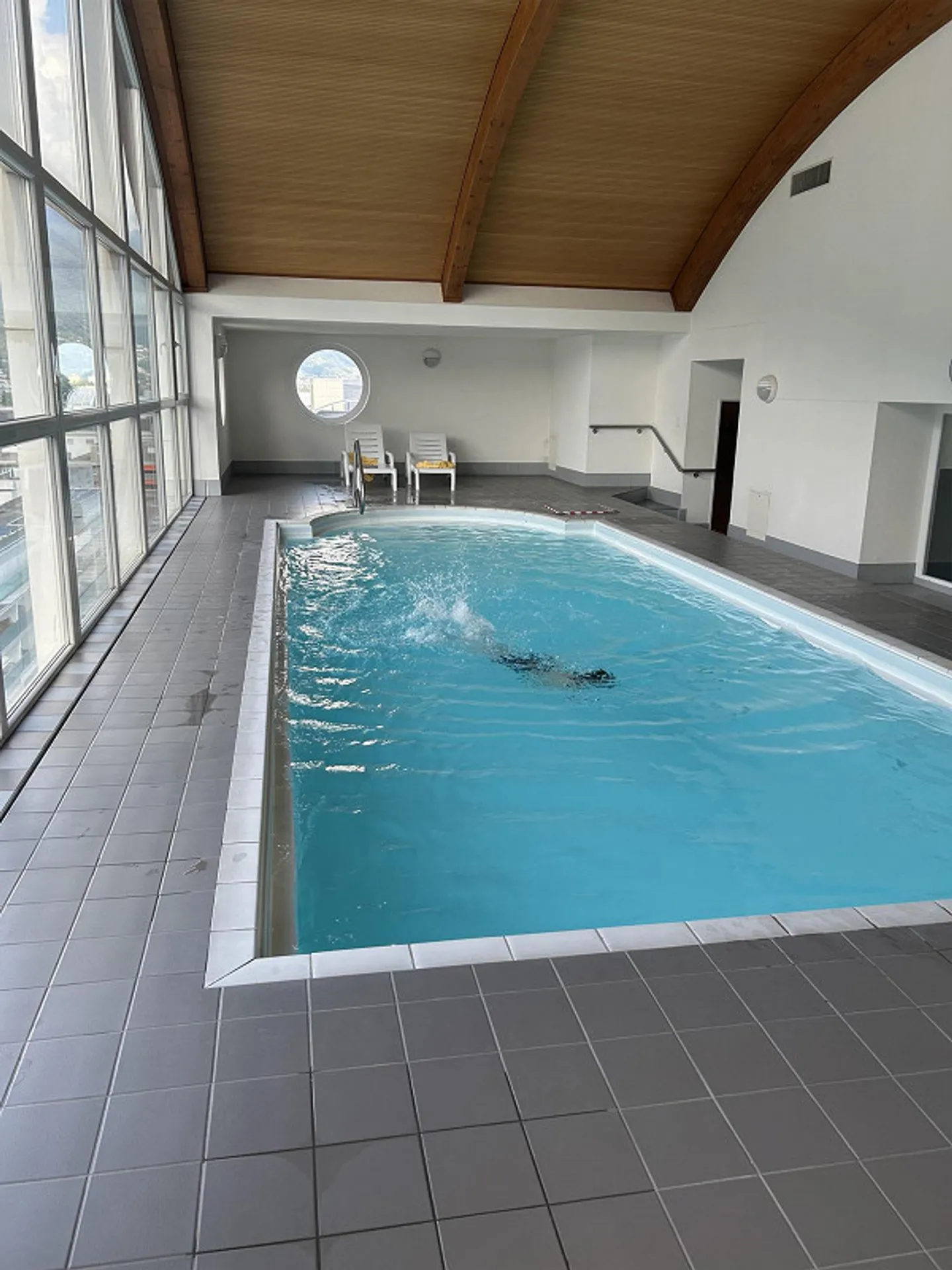 Beautiful holiday apartment in Locarno - Photo 2 of 9