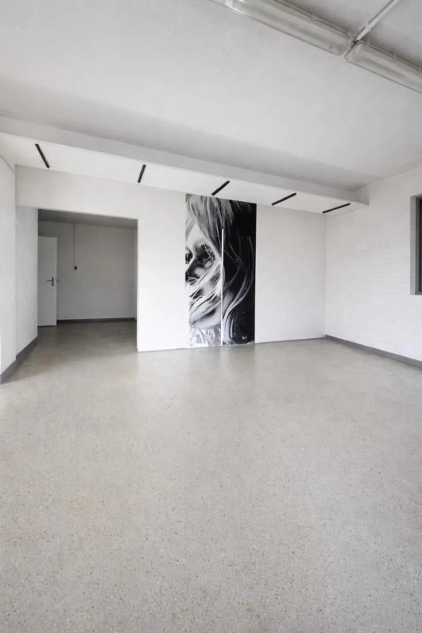 Officina con Ufficio a Worb - Foto 2 di 6