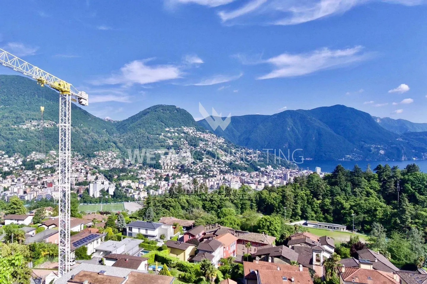 Terrain à bâtir avec vue sur le lac de Lugano dans un quartier résidentiel prestigieux à vendre - Photo 6 sur 9