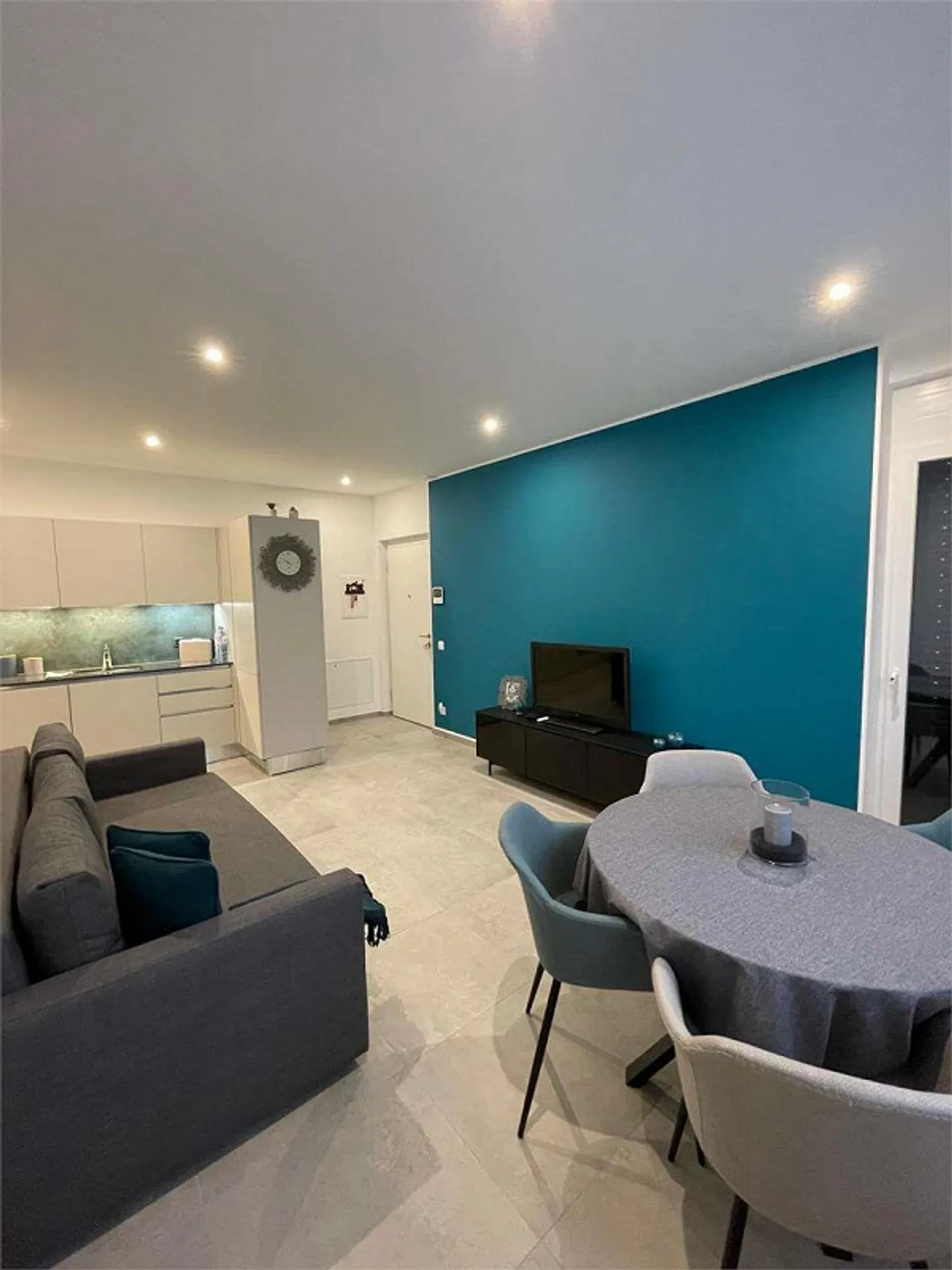 Appartement deux pièces meublé au centre de Lugano - Photo 1 sur 10