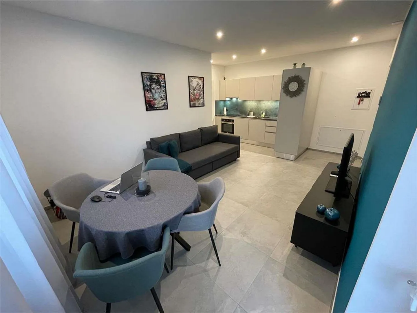 Appartement deux pièces meublé au centre de Lugano - Photo 2 sur 10