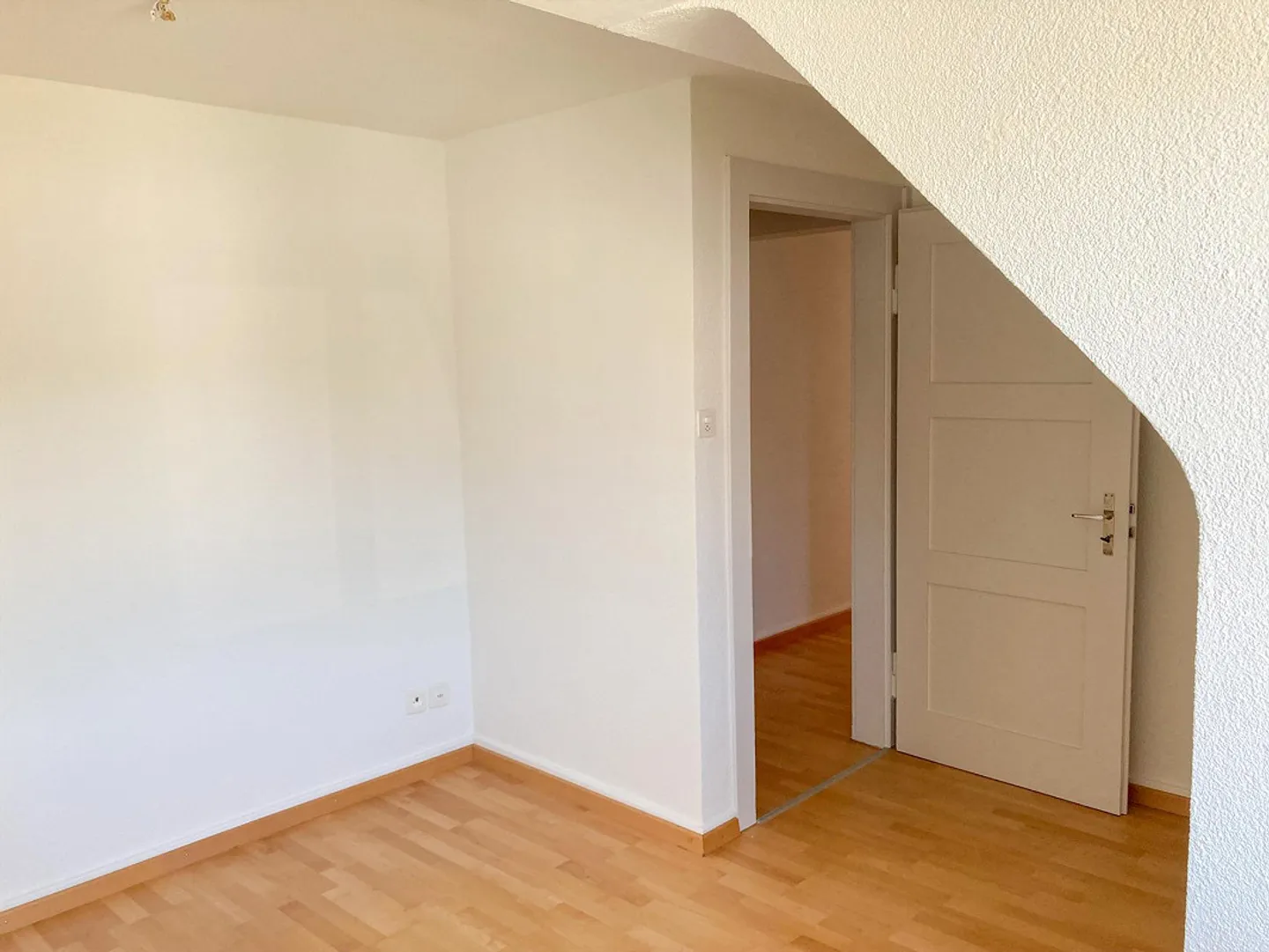 Accogliente appartamento mansardato di 3 stanze a Diessenhofen - Foto 8 di 10
