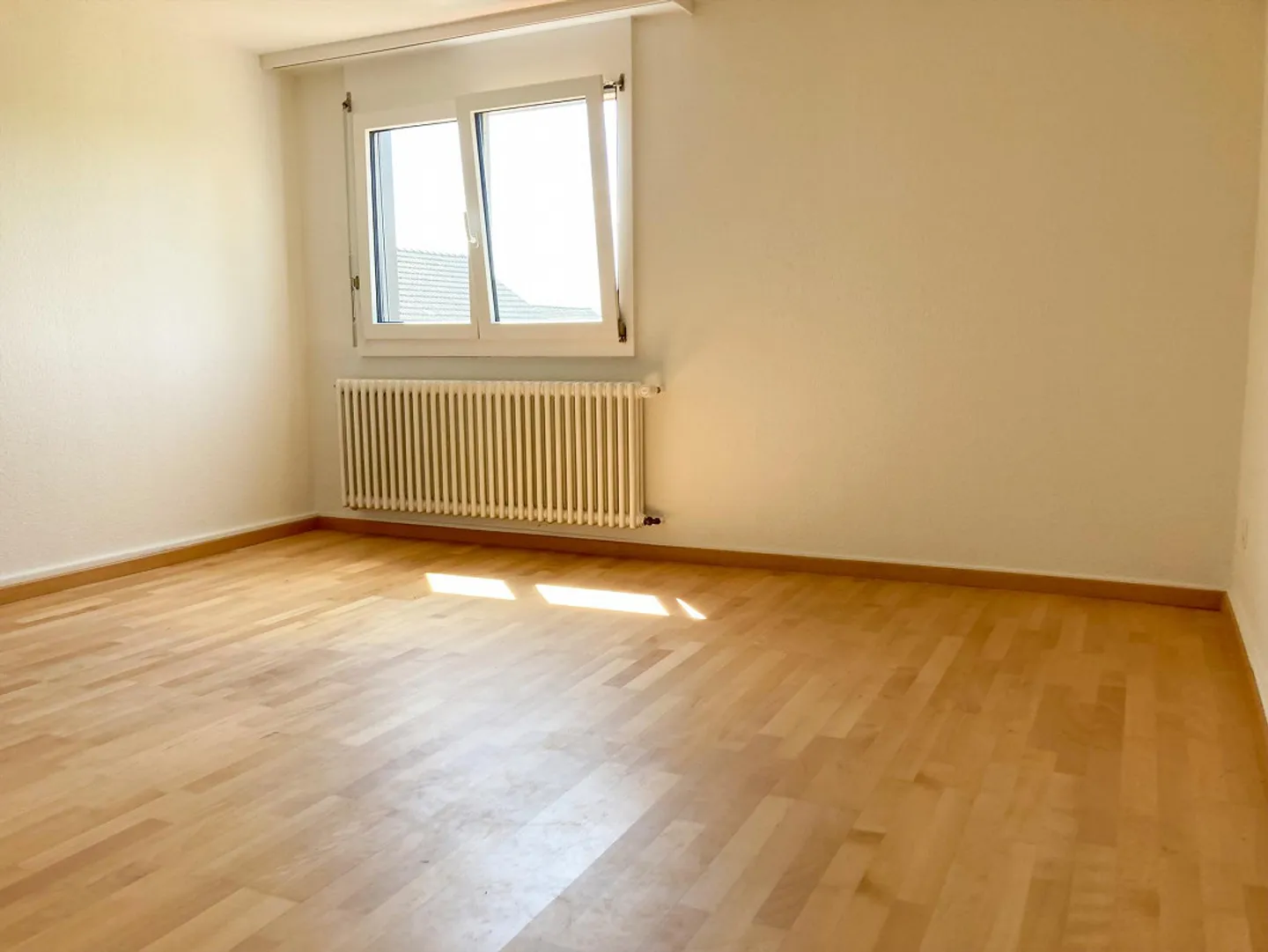 Accogliente appartamento mansardato di 3 stanze a Diessenhofen - Foto 9 di 10