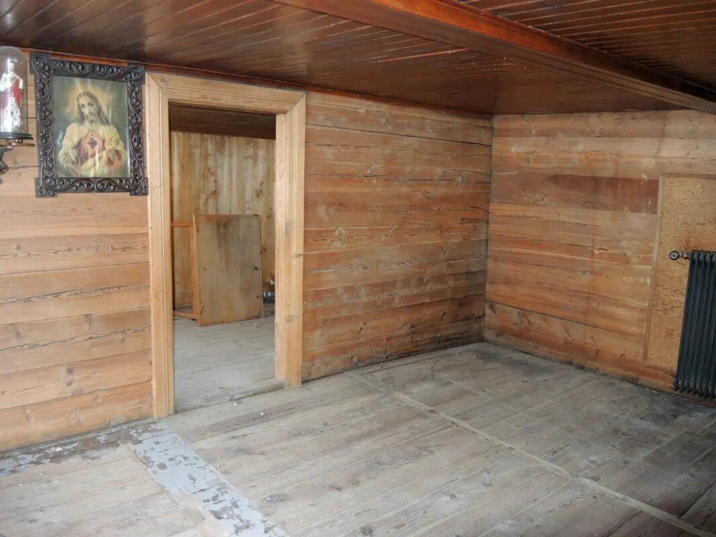 Appartamento tradizionale di 2,5 stanze in una vecchia casa vallesana - Foto 3 di 13