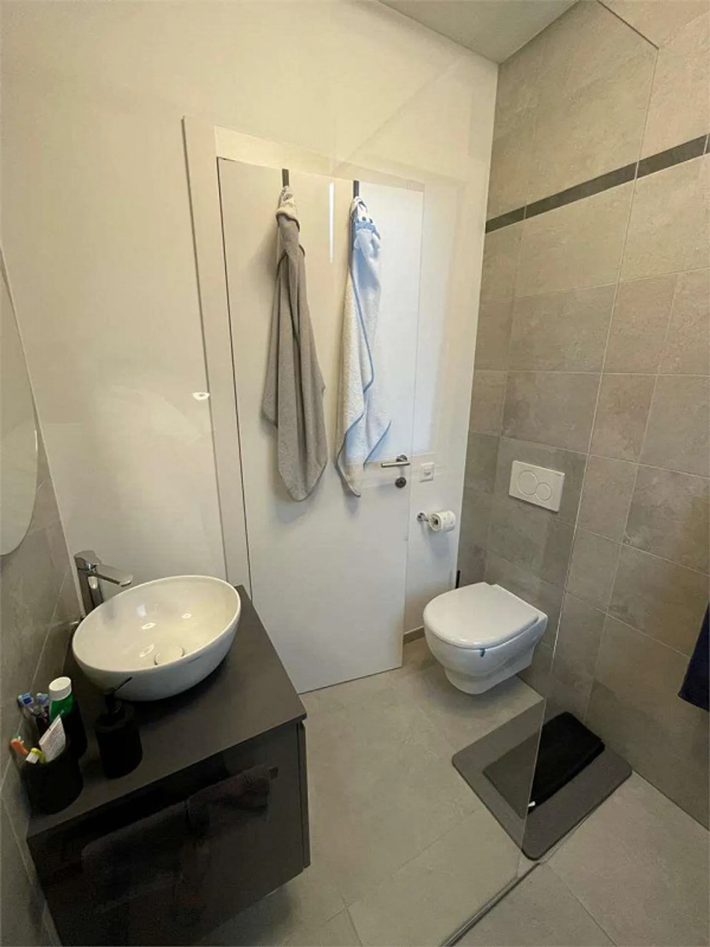 Appartement deux pièces meublé au centre de Lugano - Photo 9 sur 10