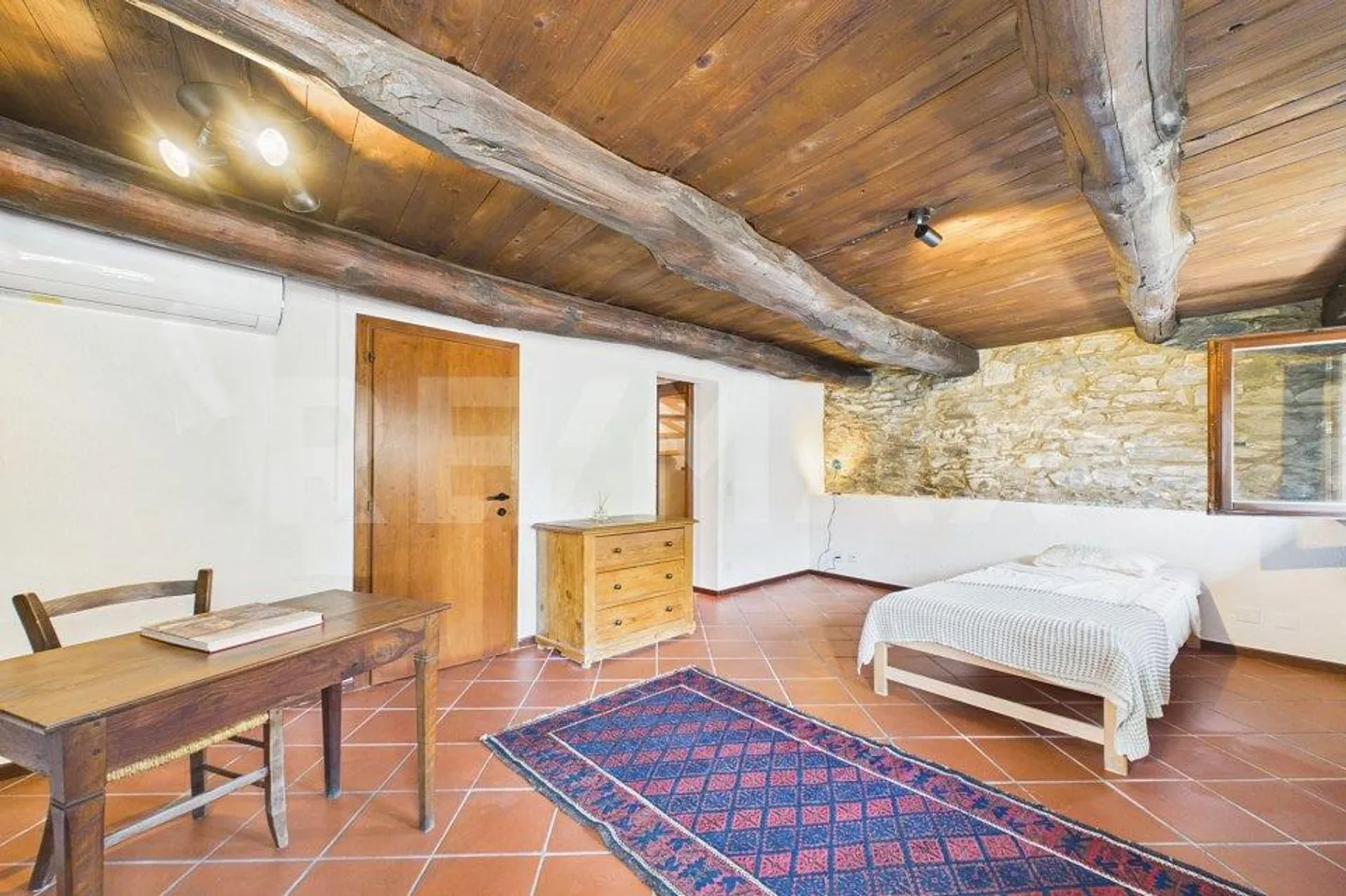 Rustique authentique du Tessin avec charme, jardin constructible et vues... - Photo 10 sur 13