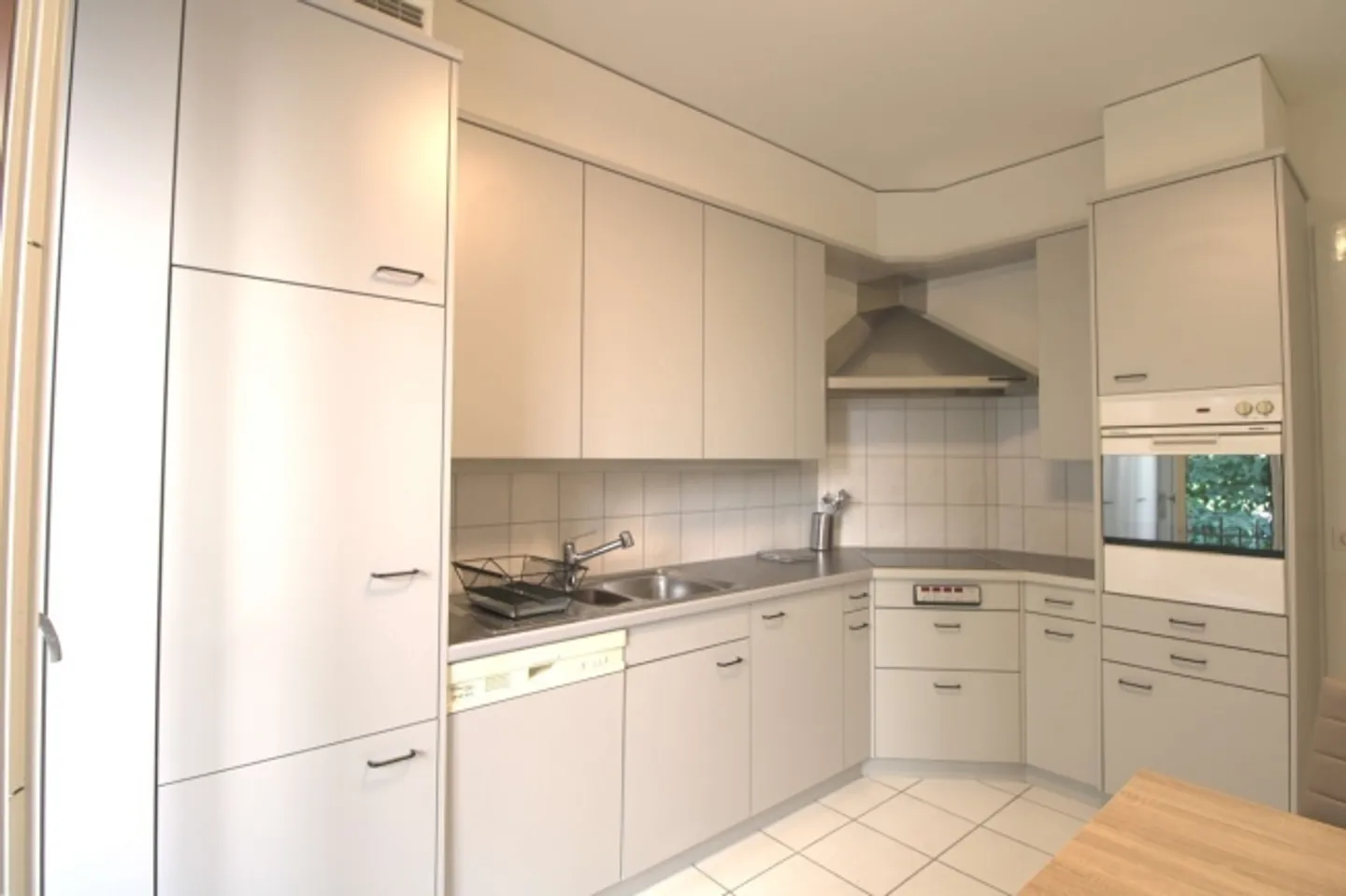 Apartment for rent - Photo 5 of 9