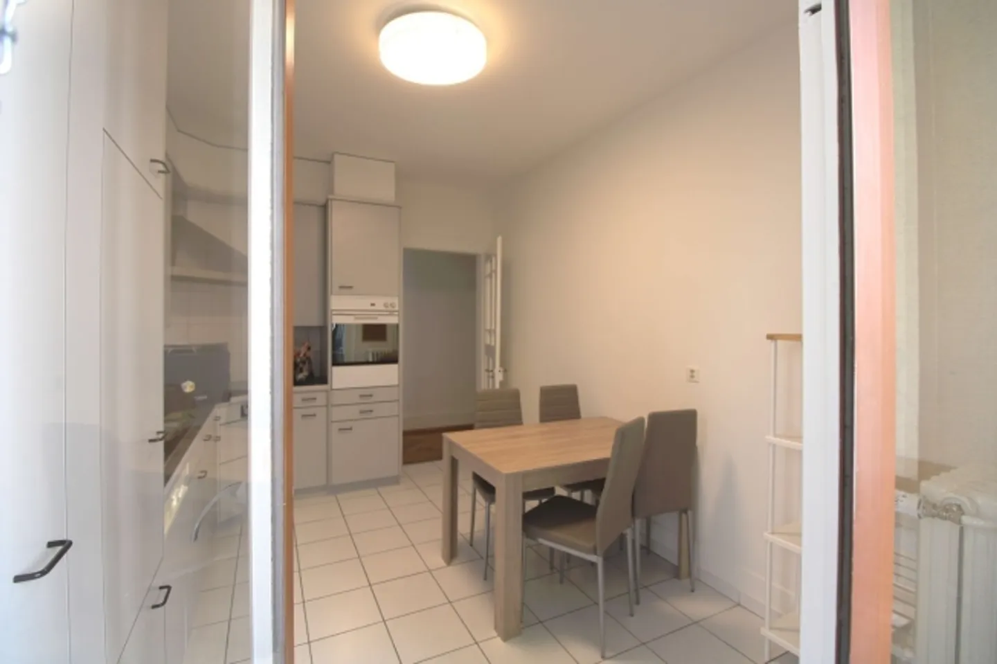 Apartment for rent - Photo 7 of 9