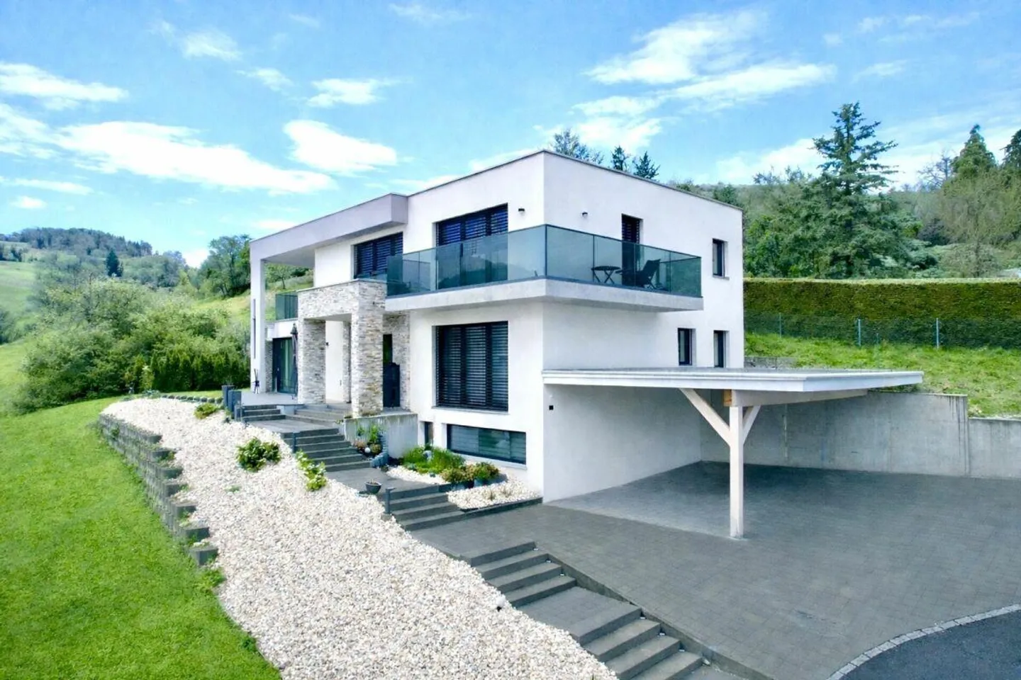 Luxuriöses Einfamilienhaus - Foto 2 von 22