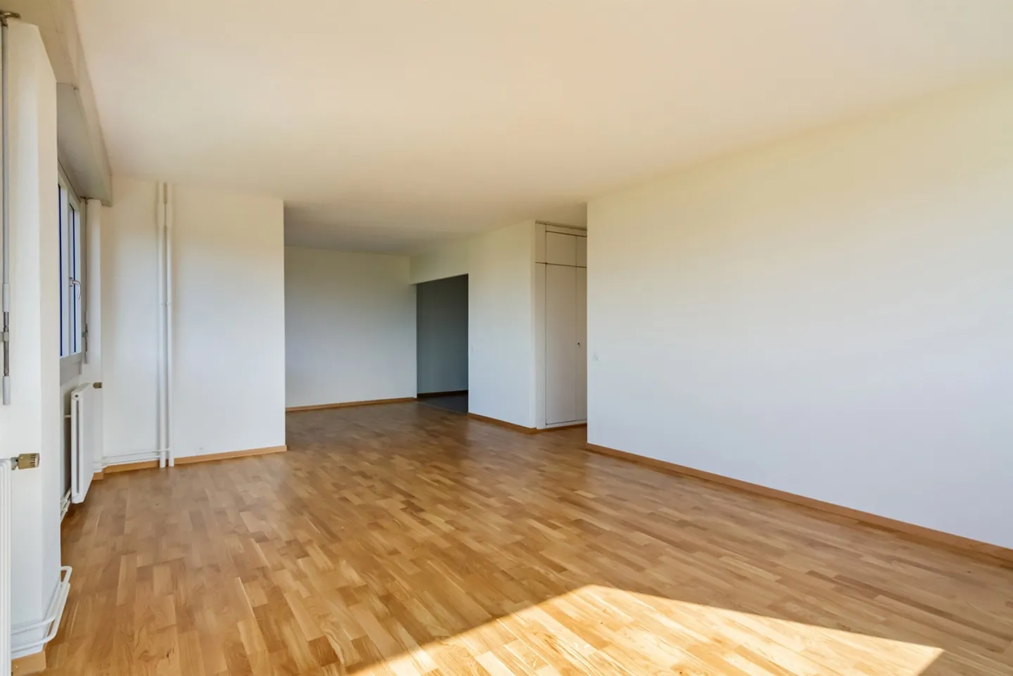 Beautiful bright apartment - Photo 6 of 8