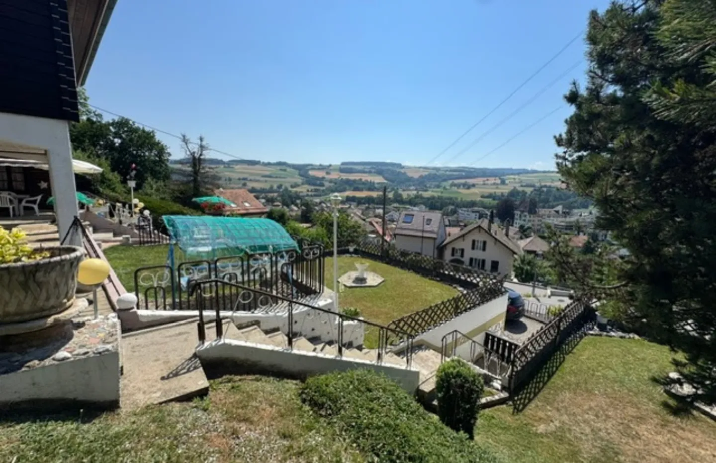Maison individuelle avec 8 pièces et 5 garages (vente avec paiement échelonné sur 5 ans) - Photo 4 sur 13