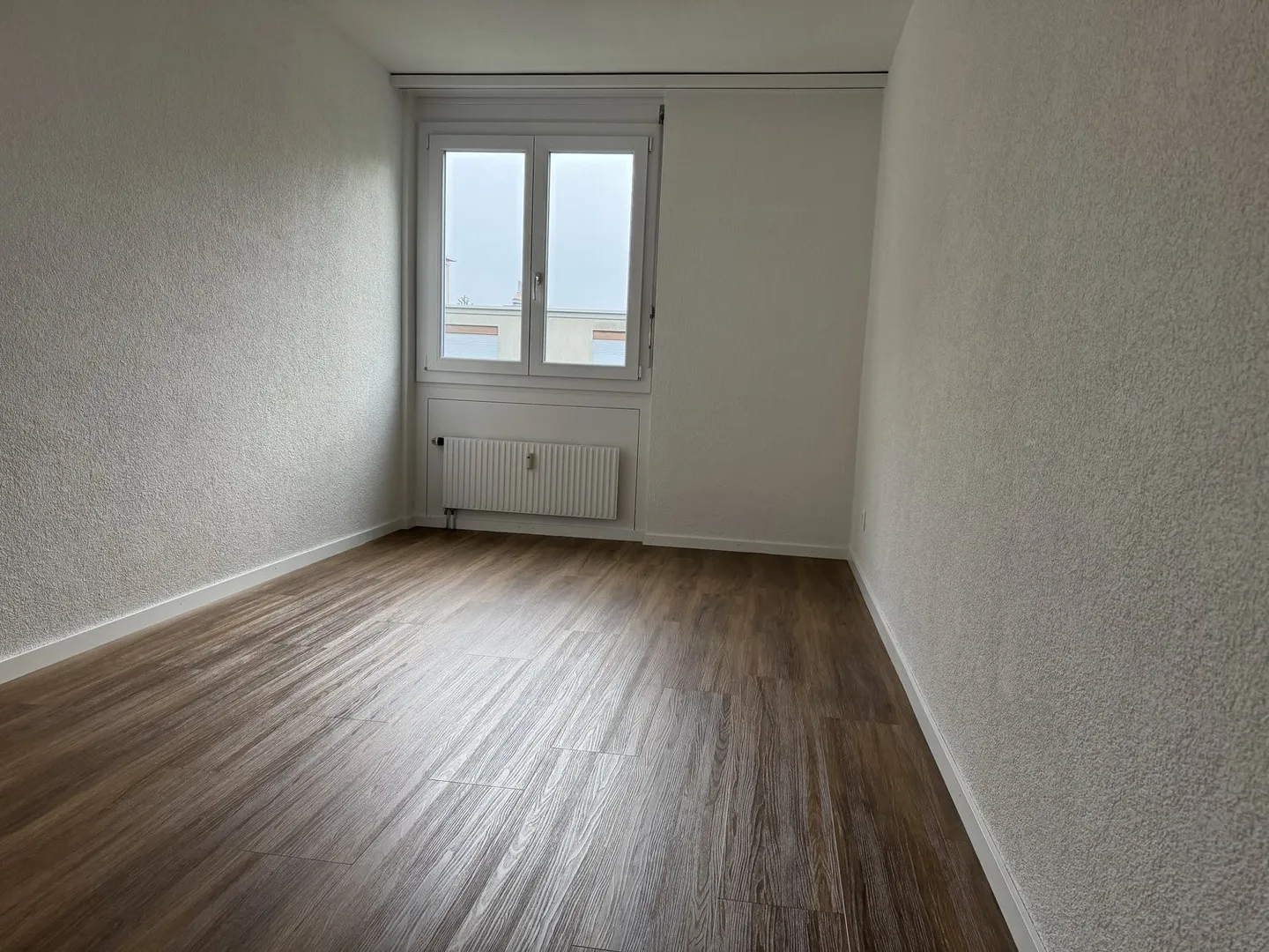 Wunderschöne 5.5-Zimmerwohnung an attraktiver Lage in Lyss! - Foto 7 von 9