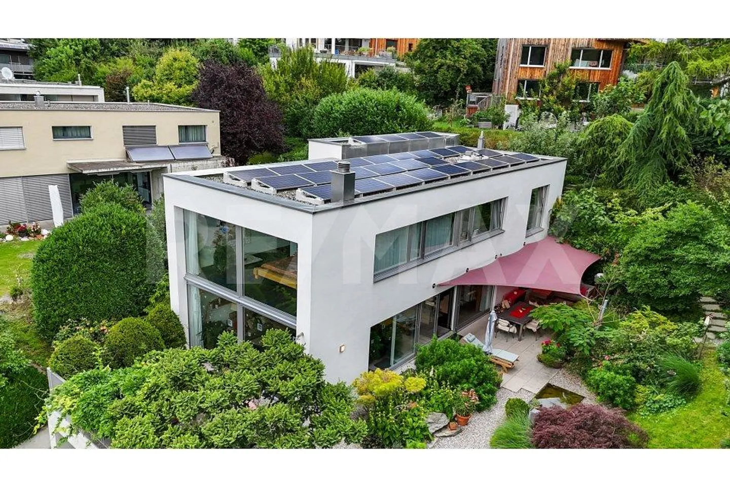 Single-family house in dream location – High above Chur with panoramic view - Photo 1 of 13