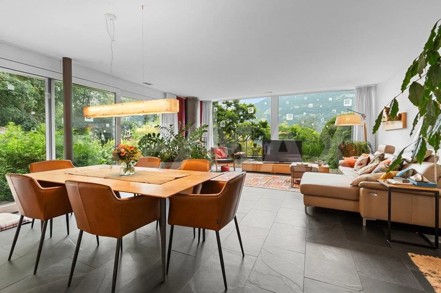 Single-family house in dream location – High above Chur with panoramic view - Photo 2 of 13