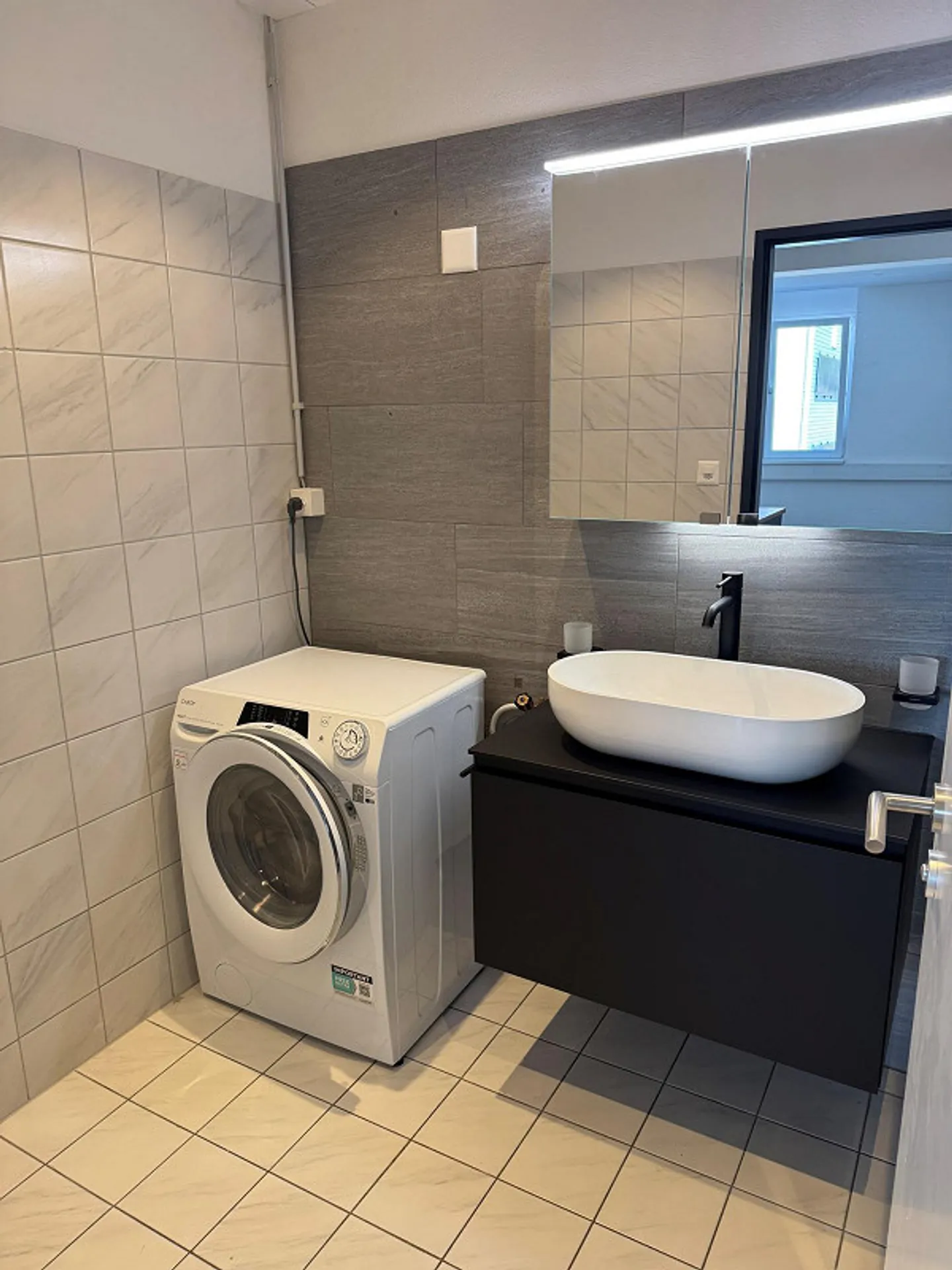 Erstbezug nach Komplettsanierung – hochwertige 3.5-Zimmer-Wohnung - Photo 12 of 16