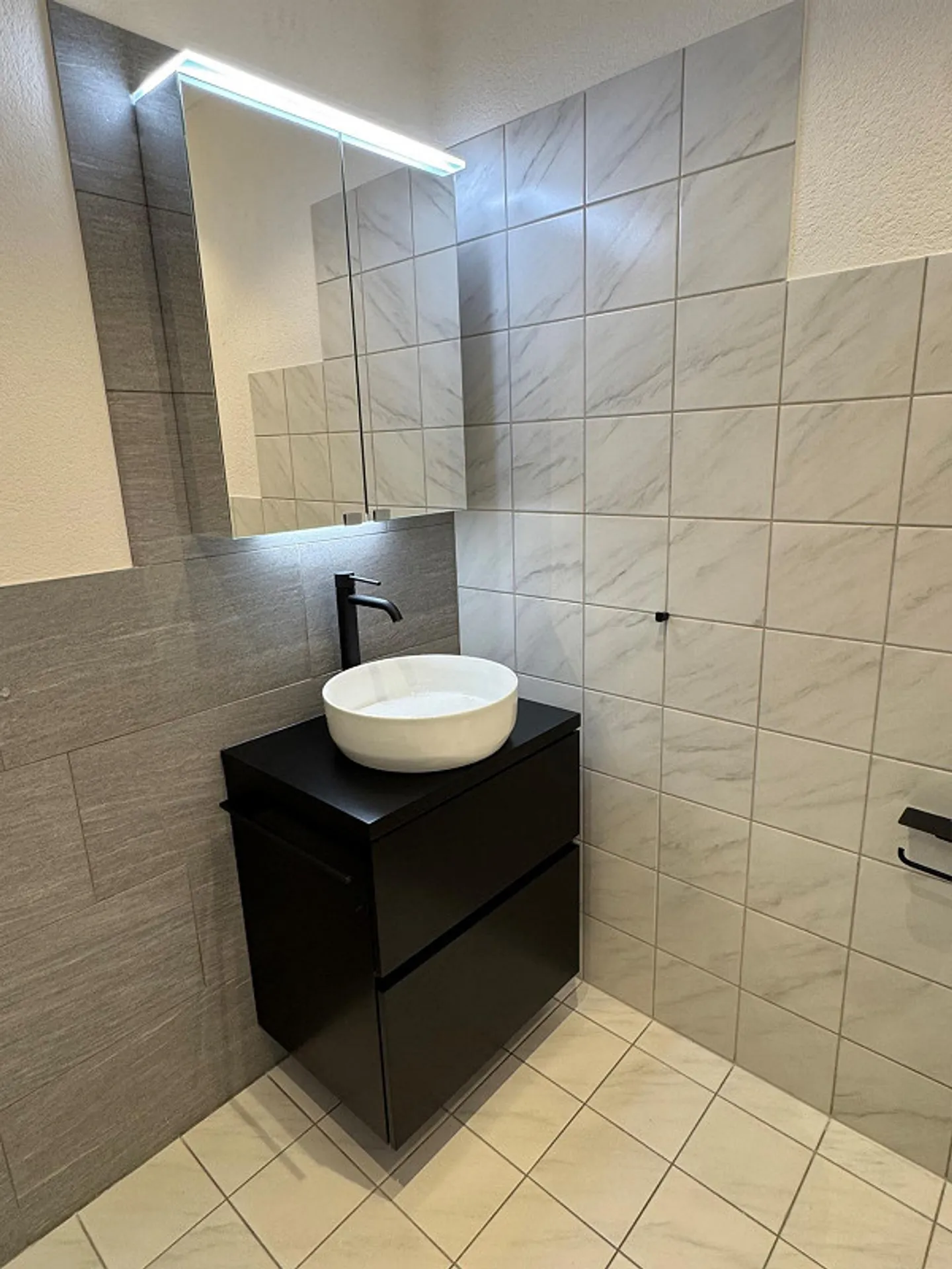 Erstbezug nach Komplettsanierung – hochwertige 3.5-Zimmer-Wohnung - Photo 15 of 16