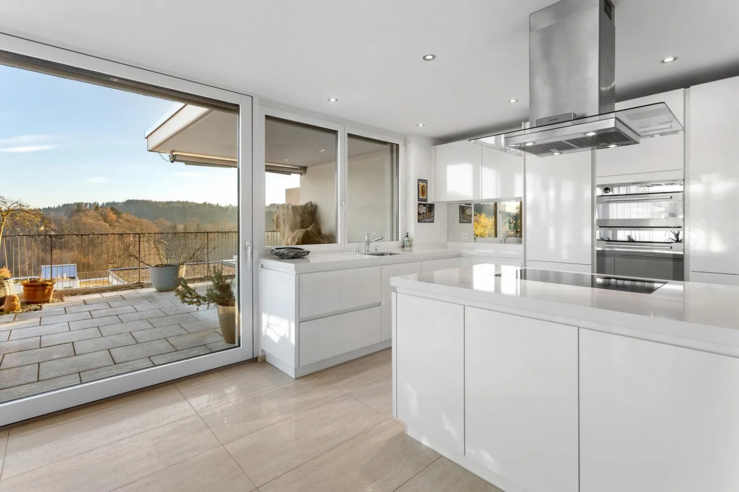 Appartement Terrasse Moderne avec Vue - Photo 2 sur 7