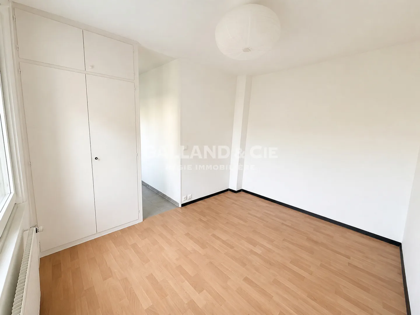 1-room apartment on the ground floor - Photo 3 of 5