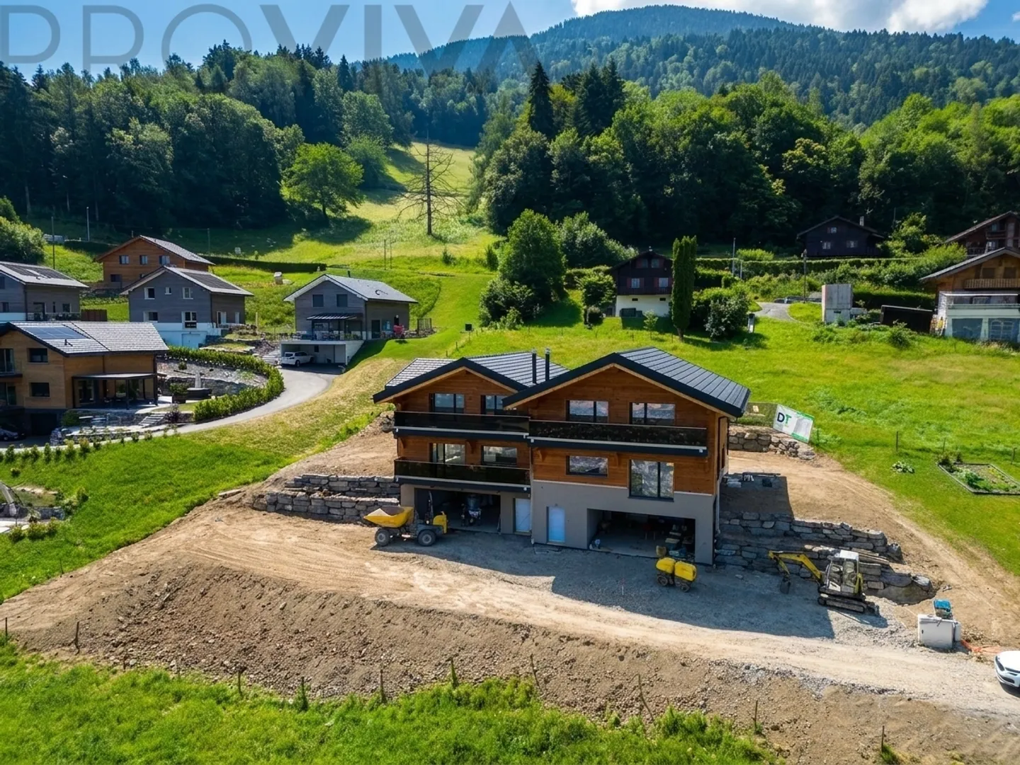 Modern Chalet with Panoramic Views - Photo 7 of 12
