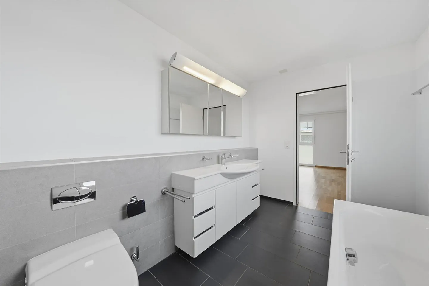 Geräumige Wohnung mit Terrasse - Foto 21 von 30