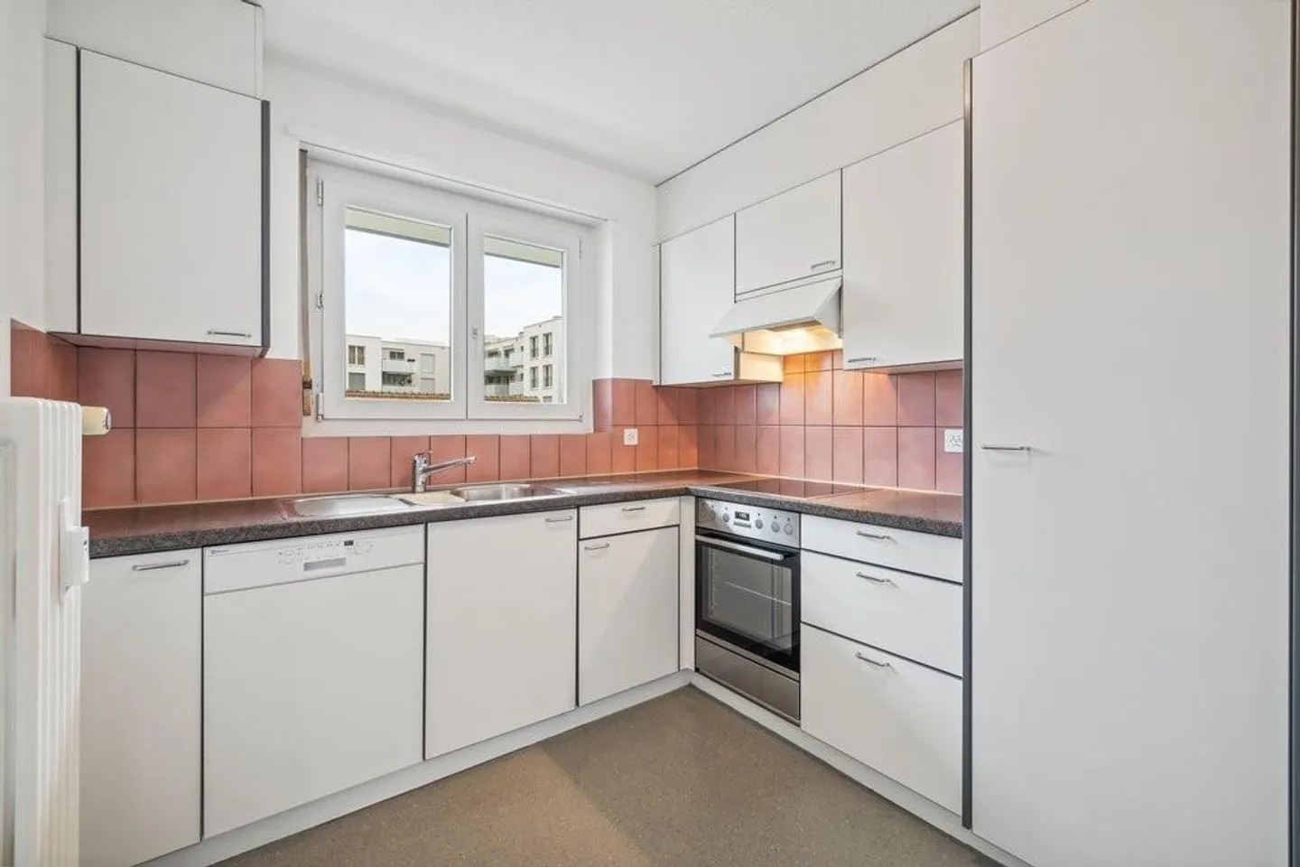 Geräumige Wohnung ohne Kaution - Foto 2 von 9