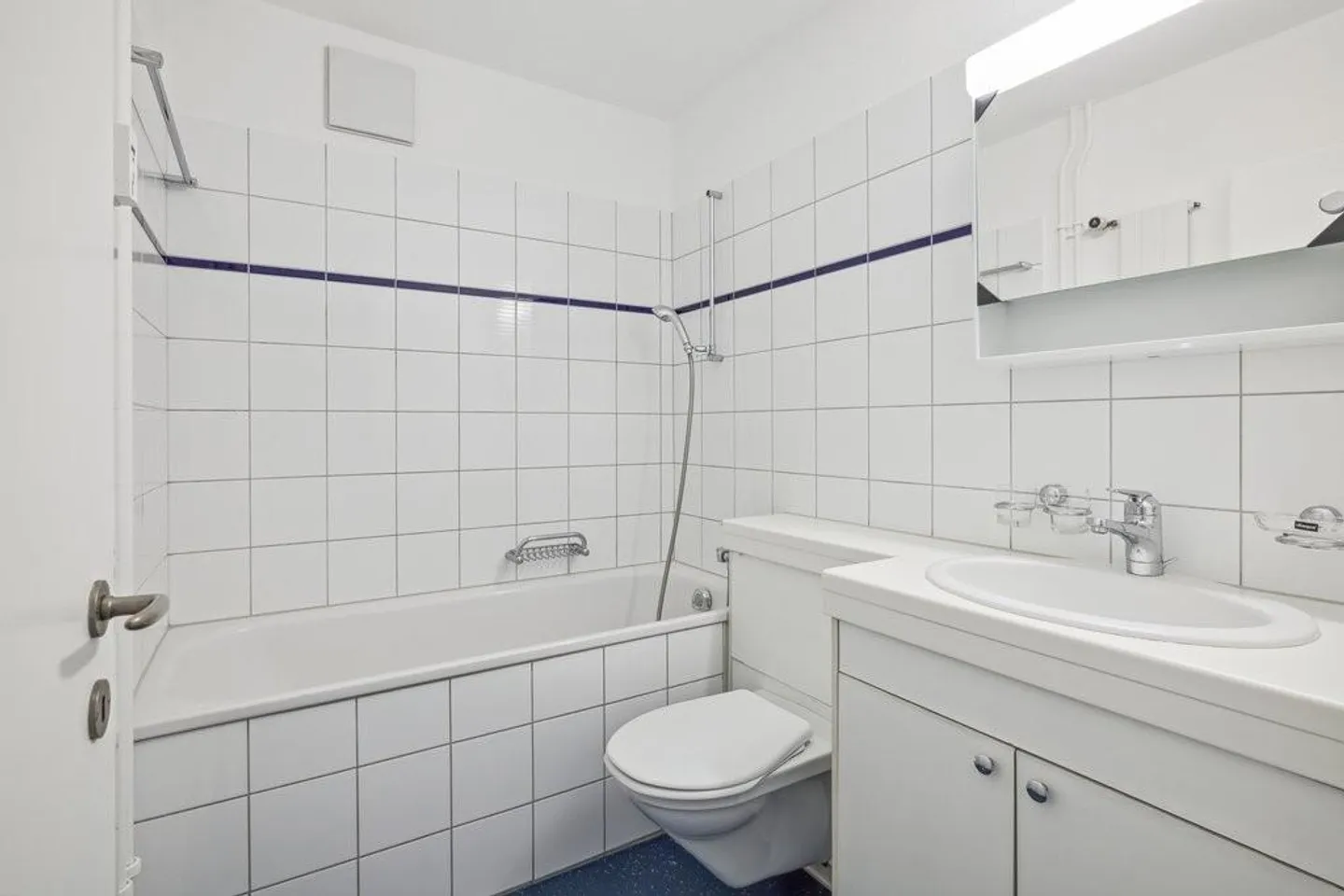 Geräumige Wohnung ohne Kaution - Foto 3 von 9