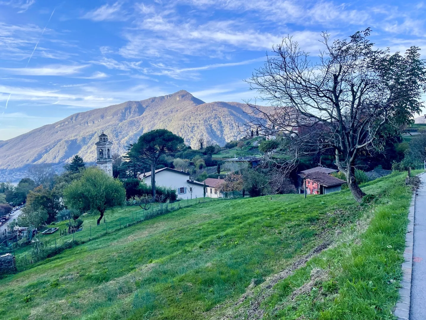 Baugrundstück mit Seeblick zu verkaufen - Foto 3 von 4