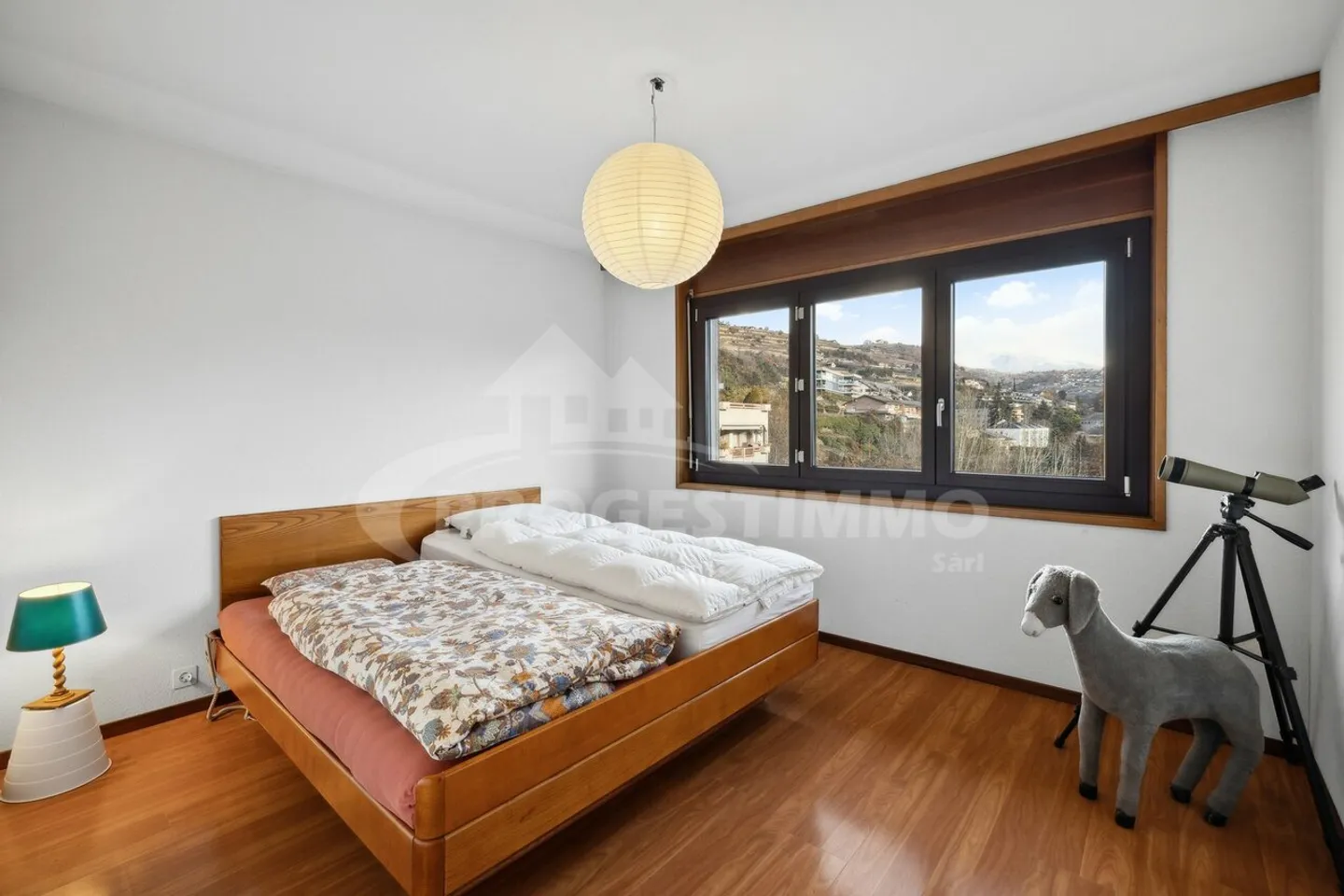 Außergewöhnliche Wohnung mit optimalem Sonnenlicht - Foto 7 von 11