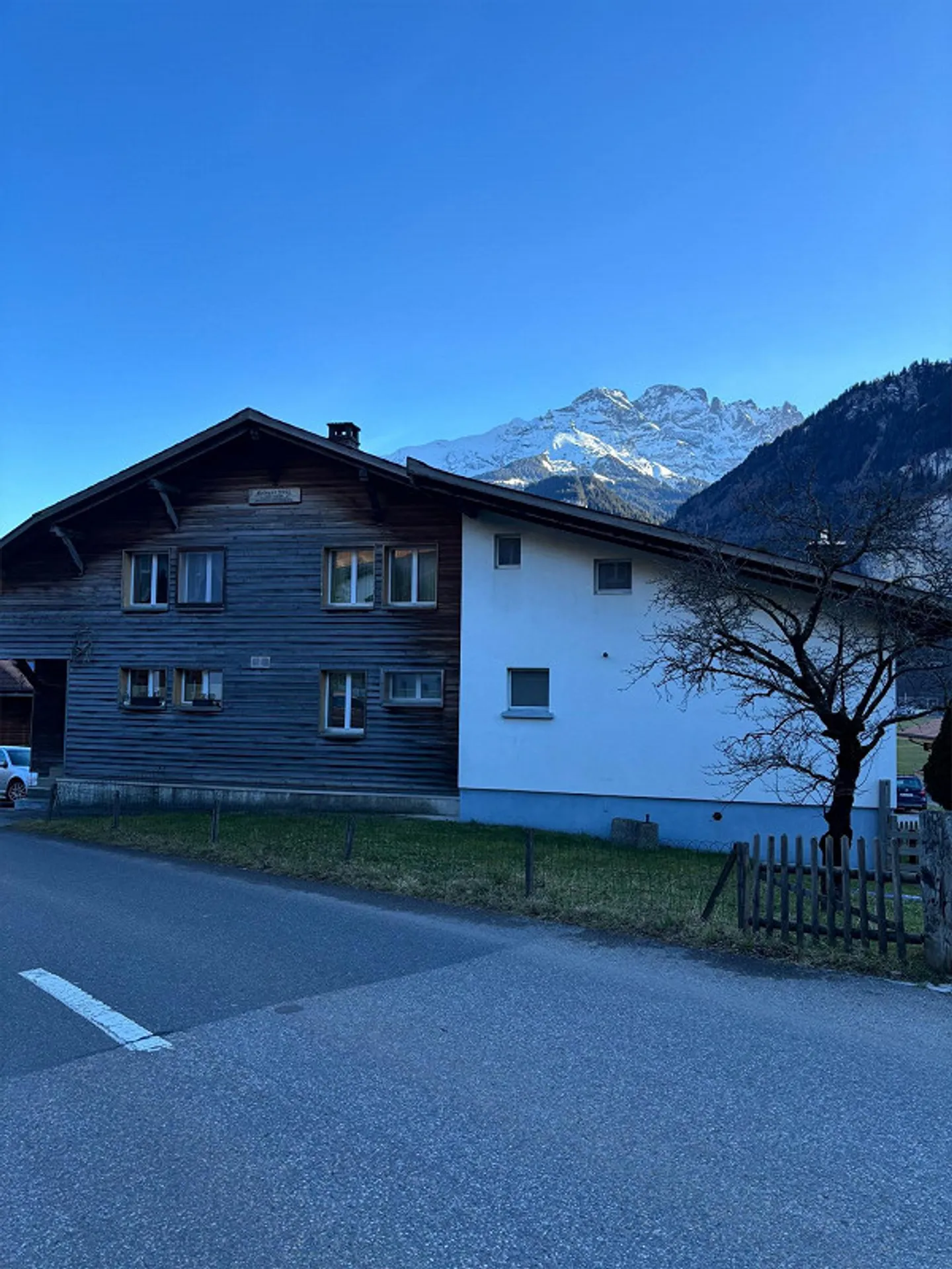 2 parti di casa nel centro di Hausen vicino a Meiringen - Foto 5 di 7