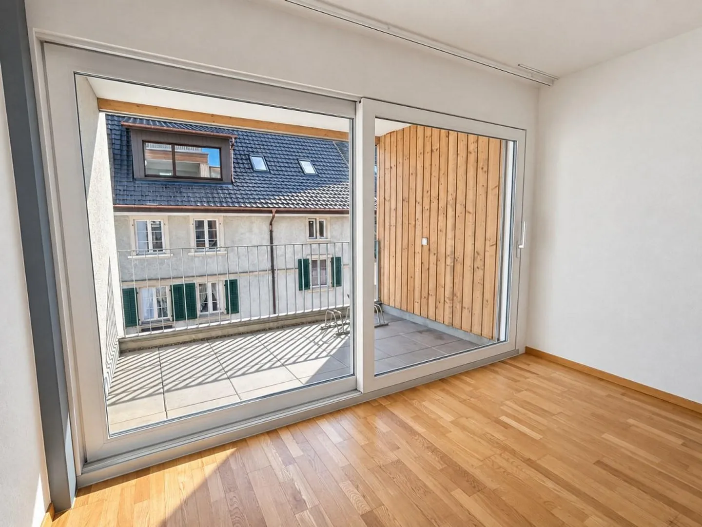 Fully Rented Multi-Family House - Attractive Investment - Photo 11 of 15