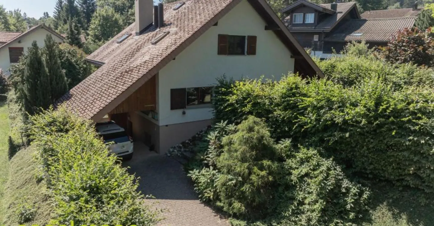 Einfamilienhaus mit Studio - Foto 3 von 12