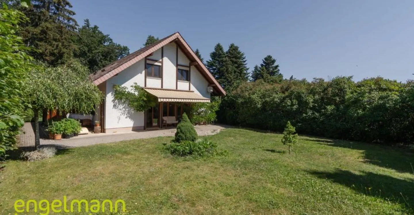 Einfamilienhaus mit Studio - Foto 1 von 12