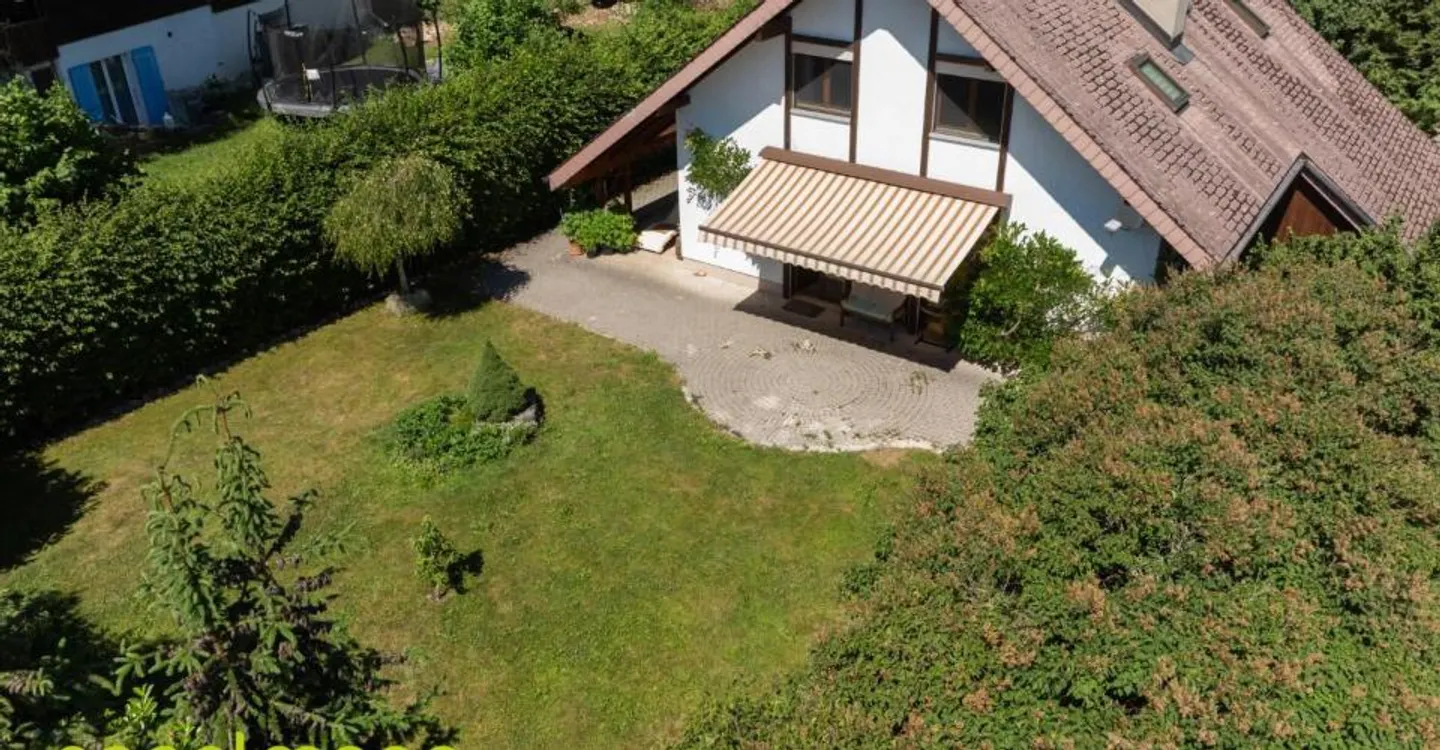 Einfamilienhaus mit Studio - Foto 2 von 12