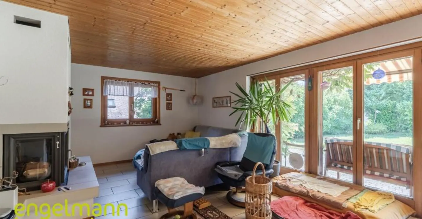 Einfamilienhaus mit Studio - Foto 4 von 12