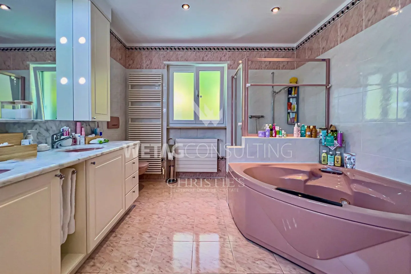 Villa rinomata a Carabietta con piscina e vista sul lago di Lugano - Foto 11 di 13