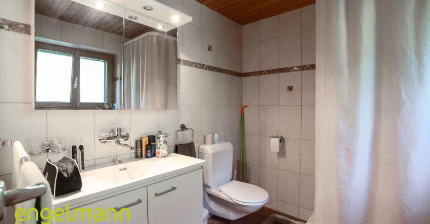 Einfamilienhaus mit Studio - Foto 7 von 12