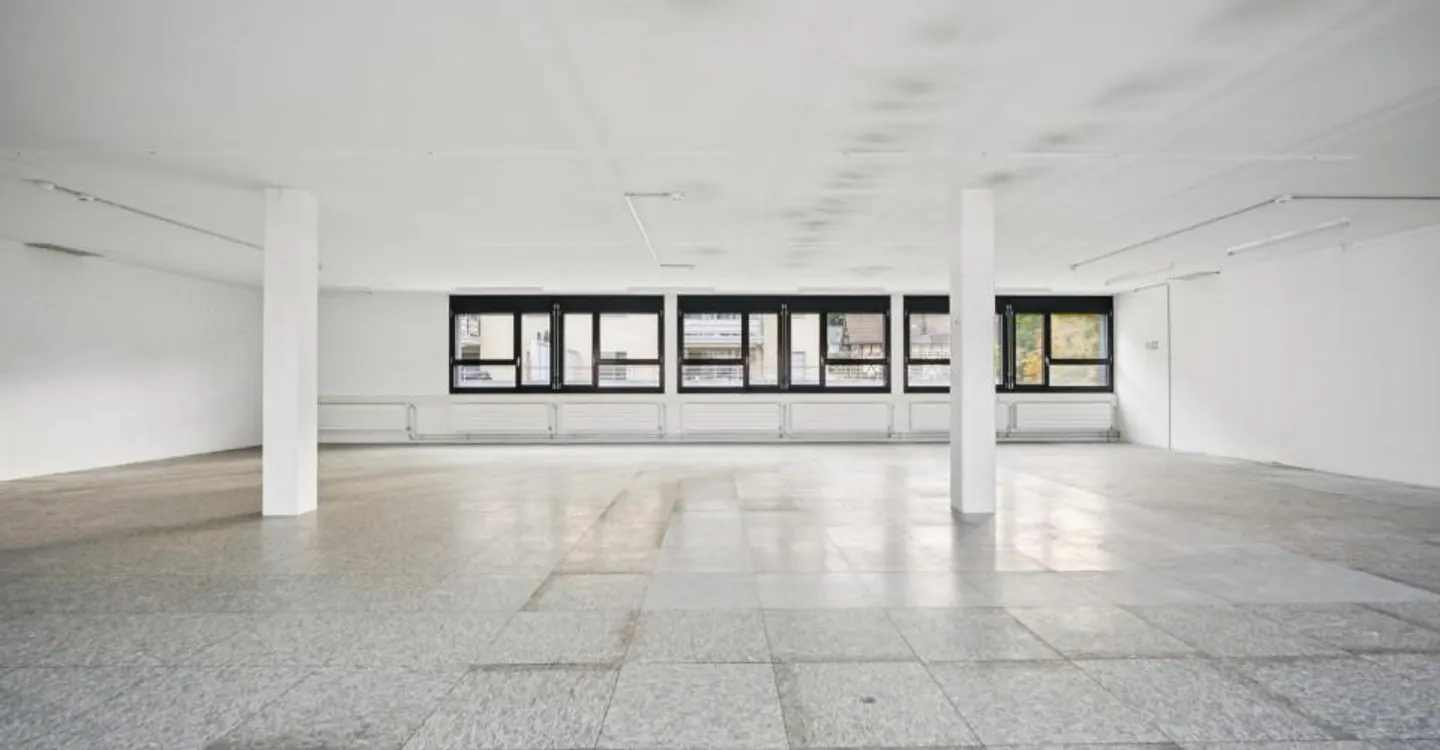 Attractive commercial space for a dance school or fitness studio - Photo 6 of 9