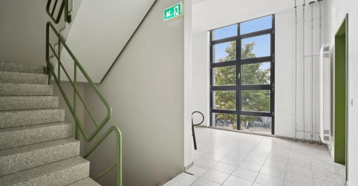 Attractive commercial space for a dance school or fitness studio - Photo 7 of 9
