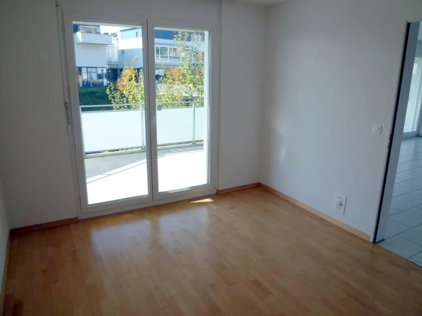 Maison multifamiliale moderne dans un emplacement calme et central à Bolligen - Photo 3 sur 22