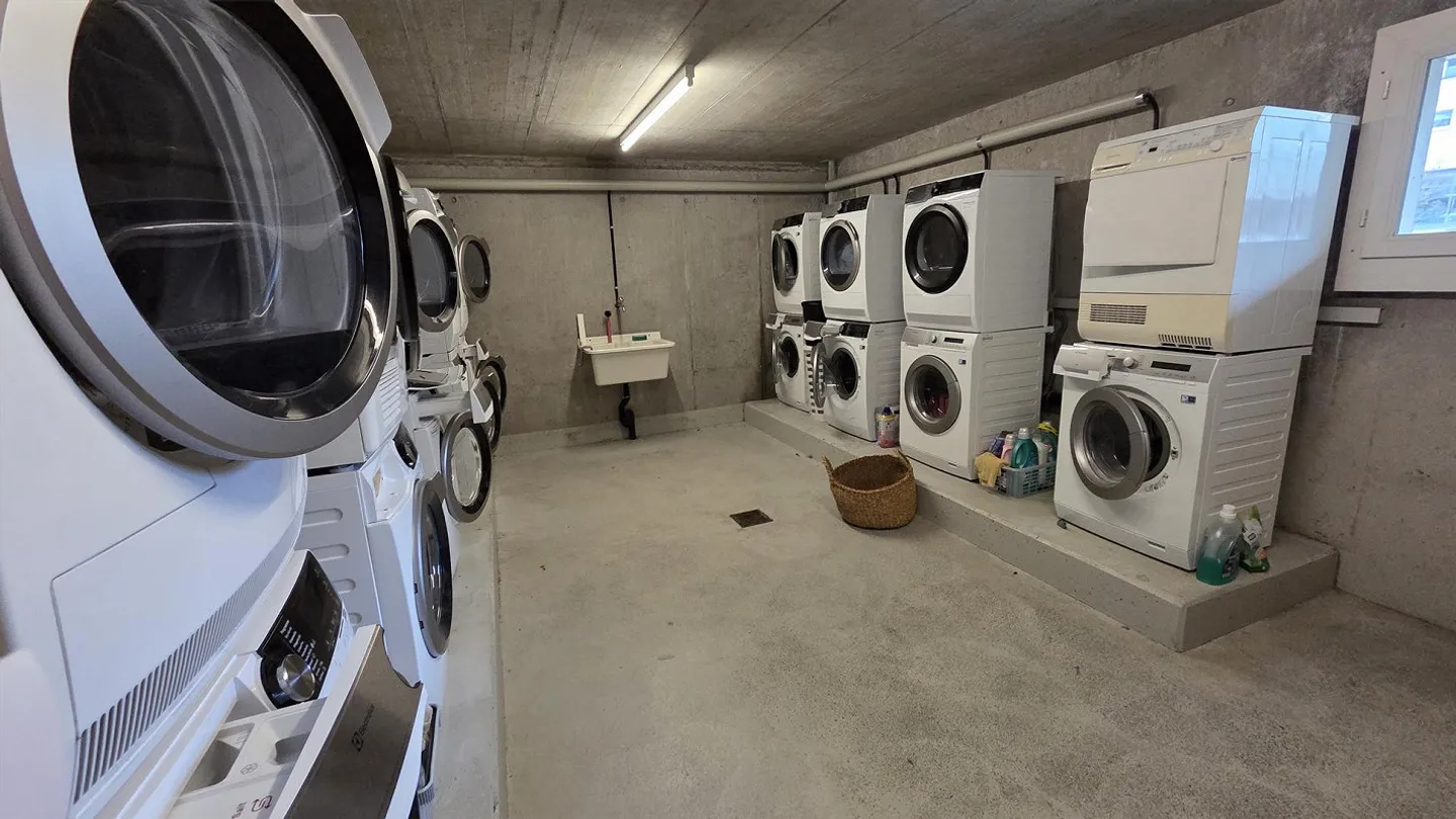 Maison multifamiliale moderne dans un emplacement calme et central à Bolligen - Photo 12 sur 22