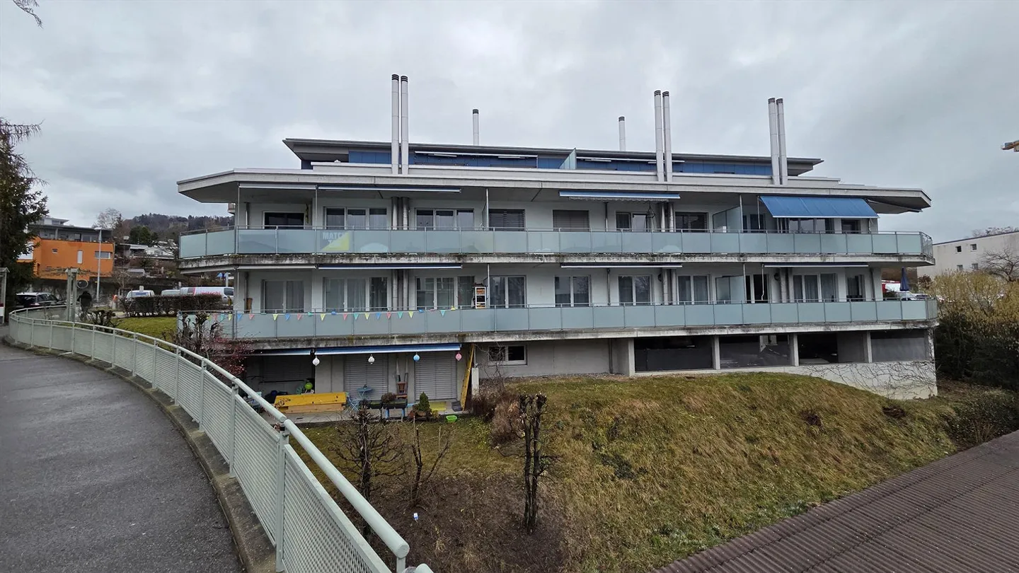 Maison multifamiliale moderne dans un emplacement calme et central à Bolligen - Photo 17 sur 22
