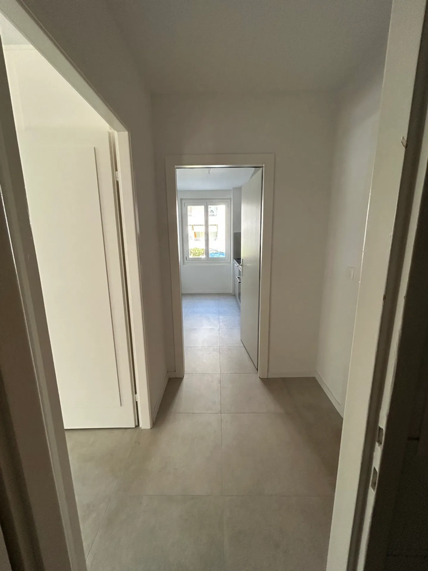 Charming Apartment in Crissier - Photo 5 of 10